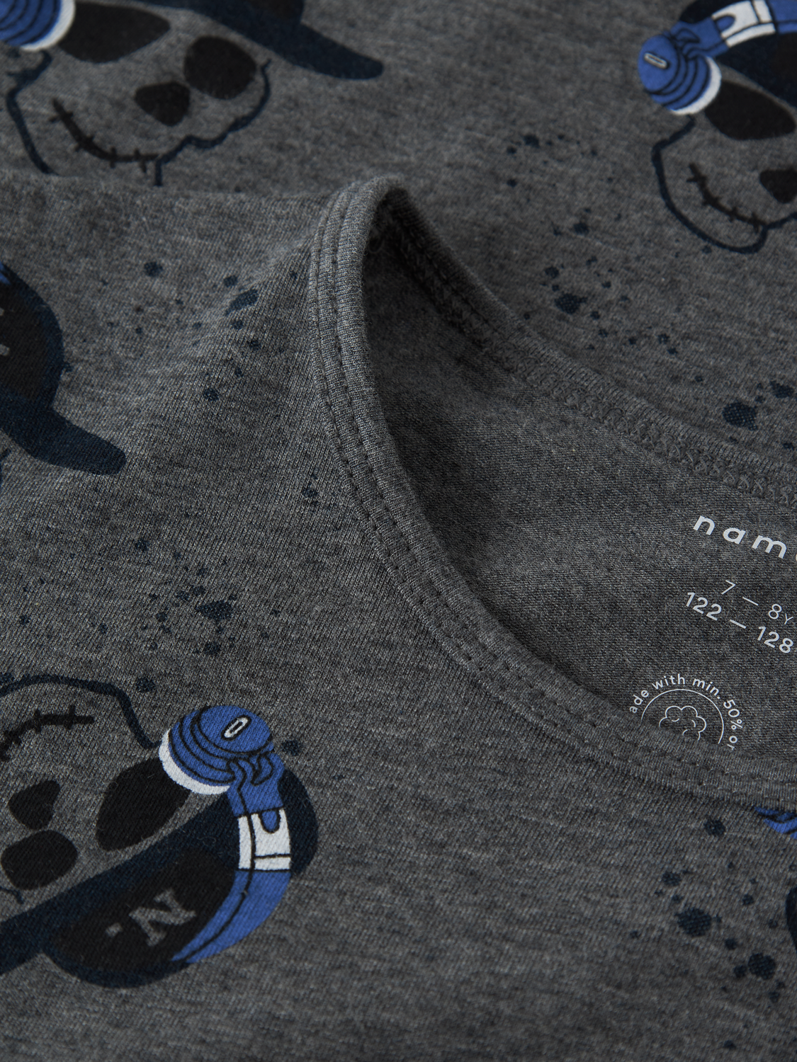 model_shot-front_full